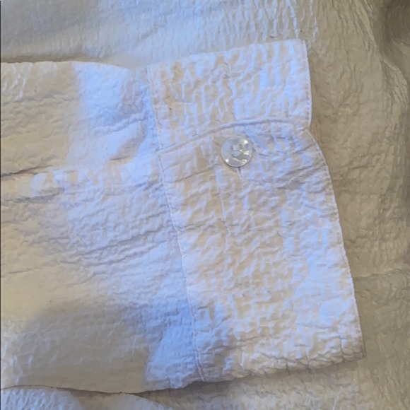 🌸White button down blouse - Picture 4 of 5